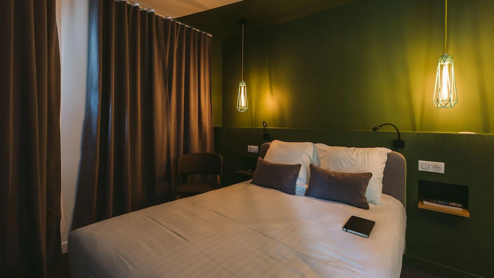 Le Petit Cosy Hotel Париж