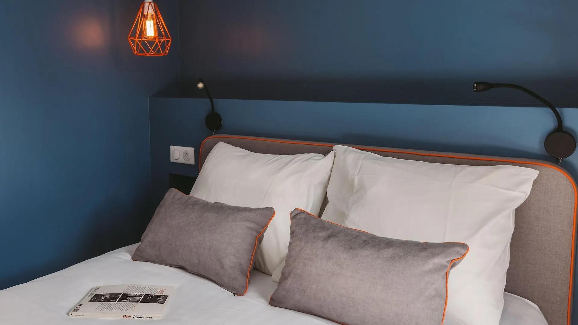Le Petit Cosy Hotel Париж